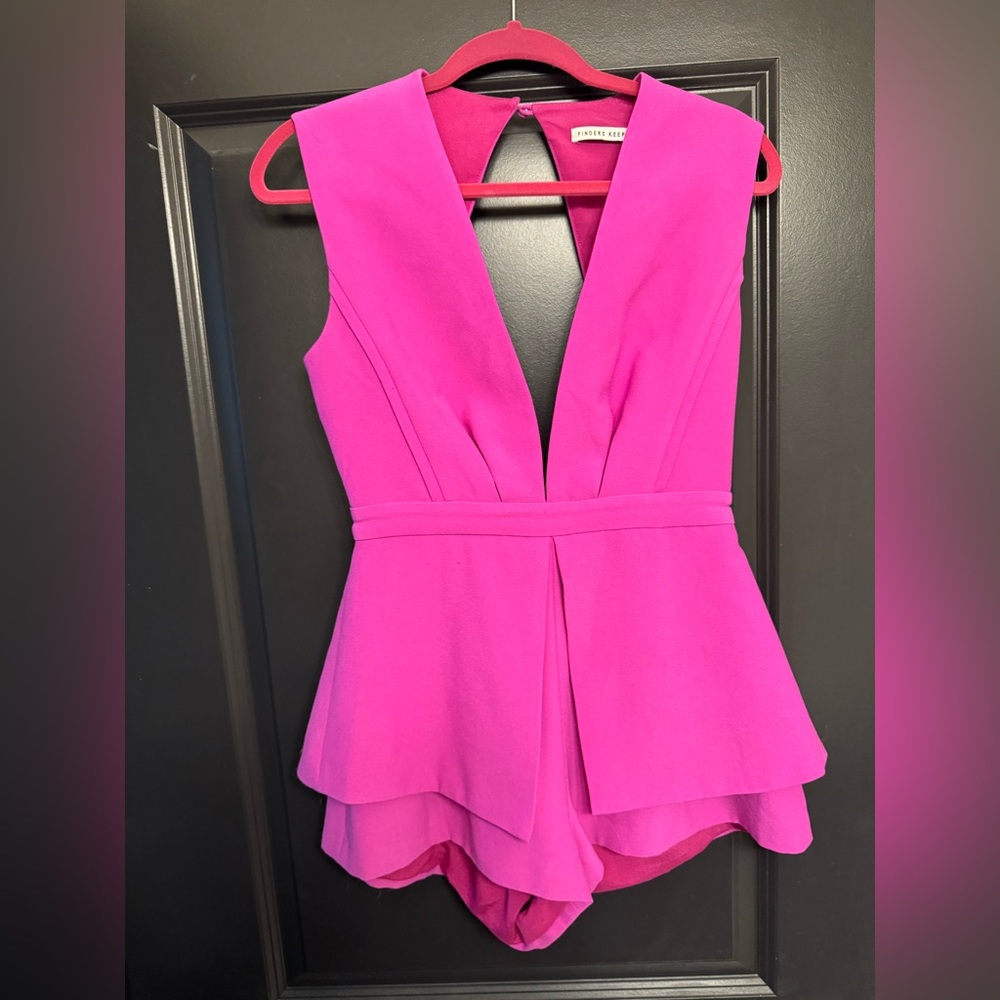Finders Keepers Fuchsia Sleeveless Top